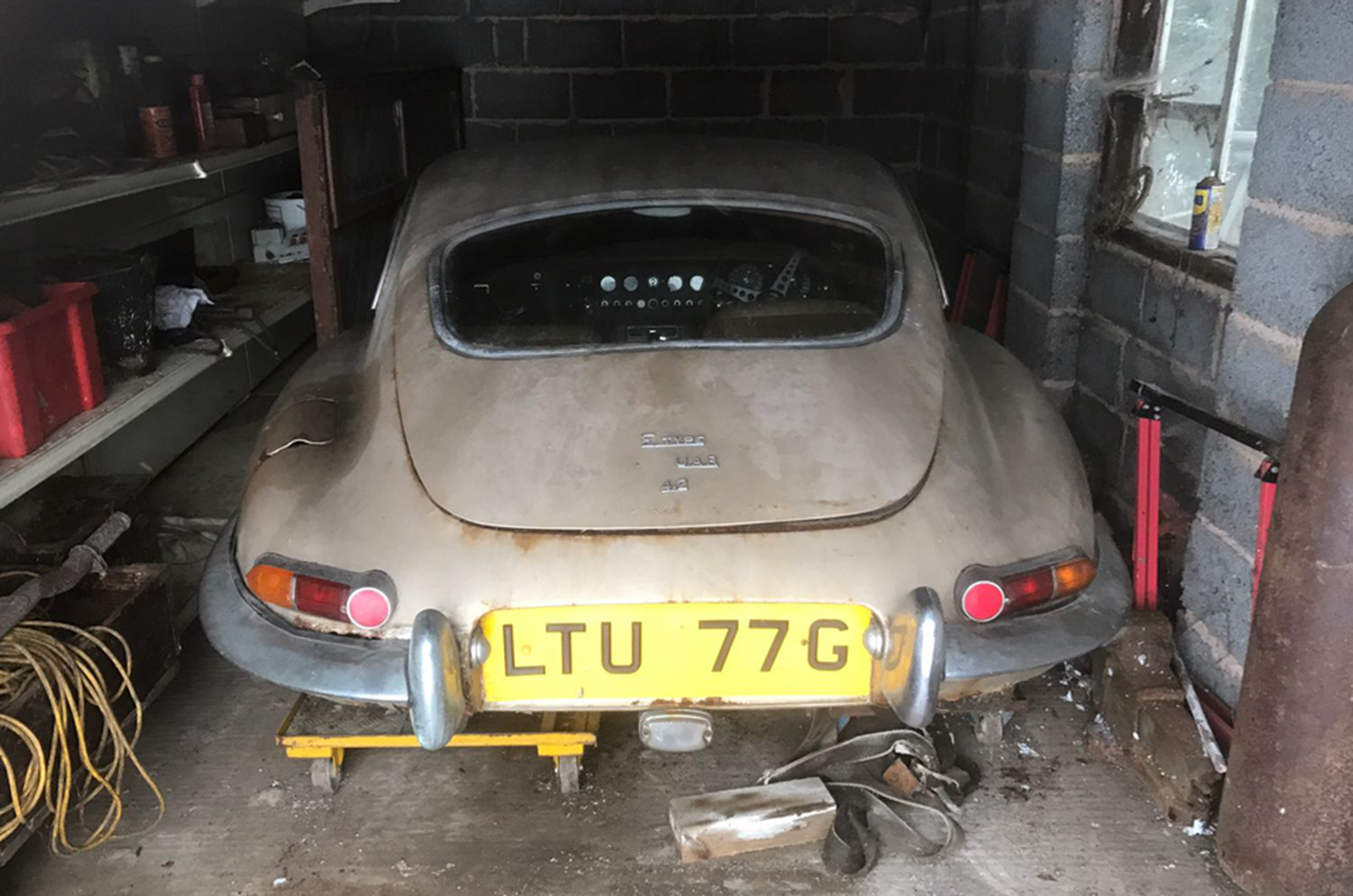 Classic & Sports Car – Barn-find E-type up for auction next month
