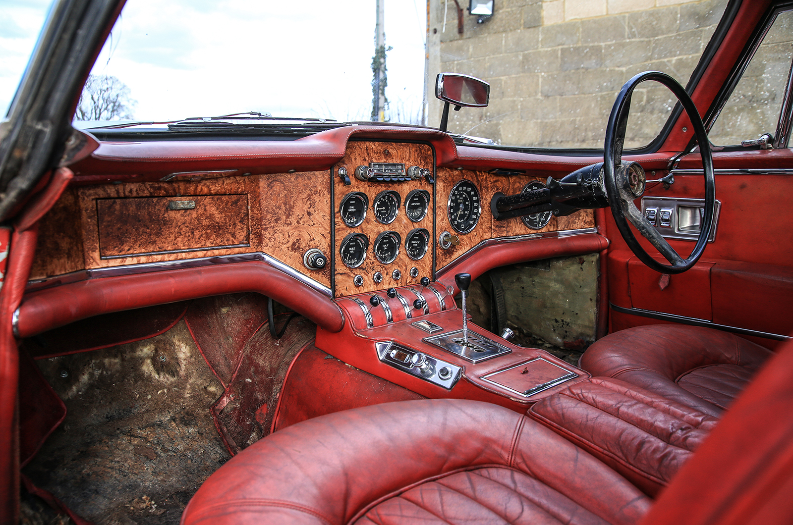 Classic & Sports Car – Barn-find Facel Vega show car to go under the hammer