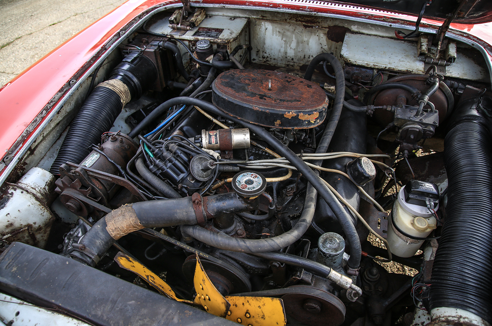 Classic & Sports Car – Barn-find Facel Vega show car to go under the hammer