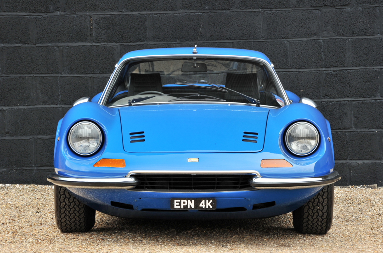 Rare and beautiful Dino heads to Race Retro auction