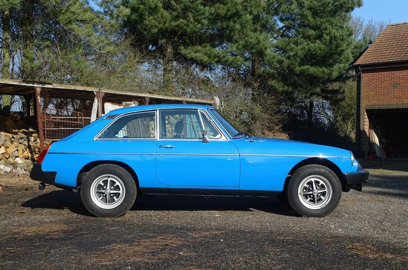 Classic & Sports Car – Fancy a delivery-mileage MGB? Yes, really