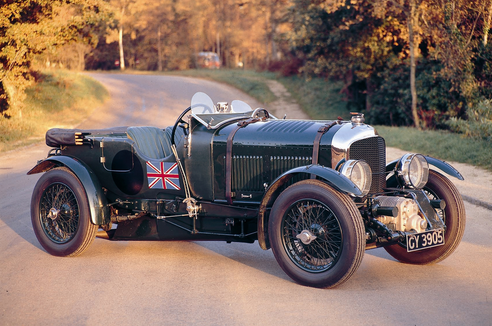 Classic & Sports Car – 10 Bentleys head to Heveningham for centenary celebration