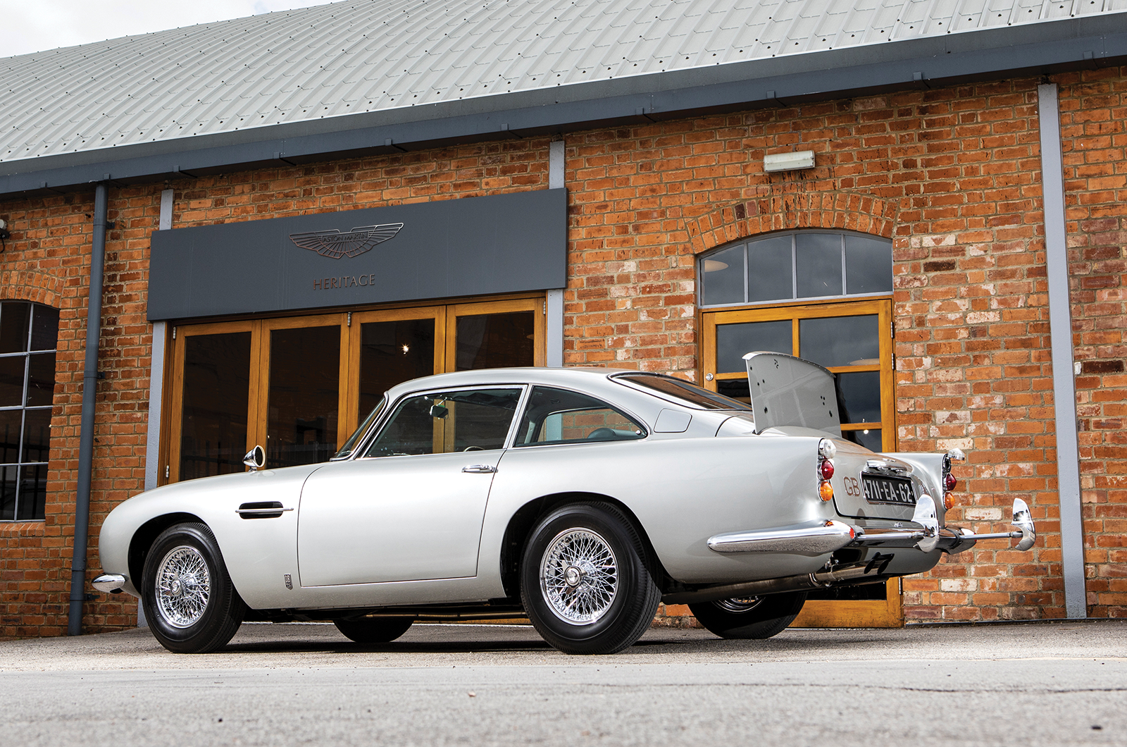 Classic & Sports Car – Bond’s actual Aston Martin DB5 is coming to auction