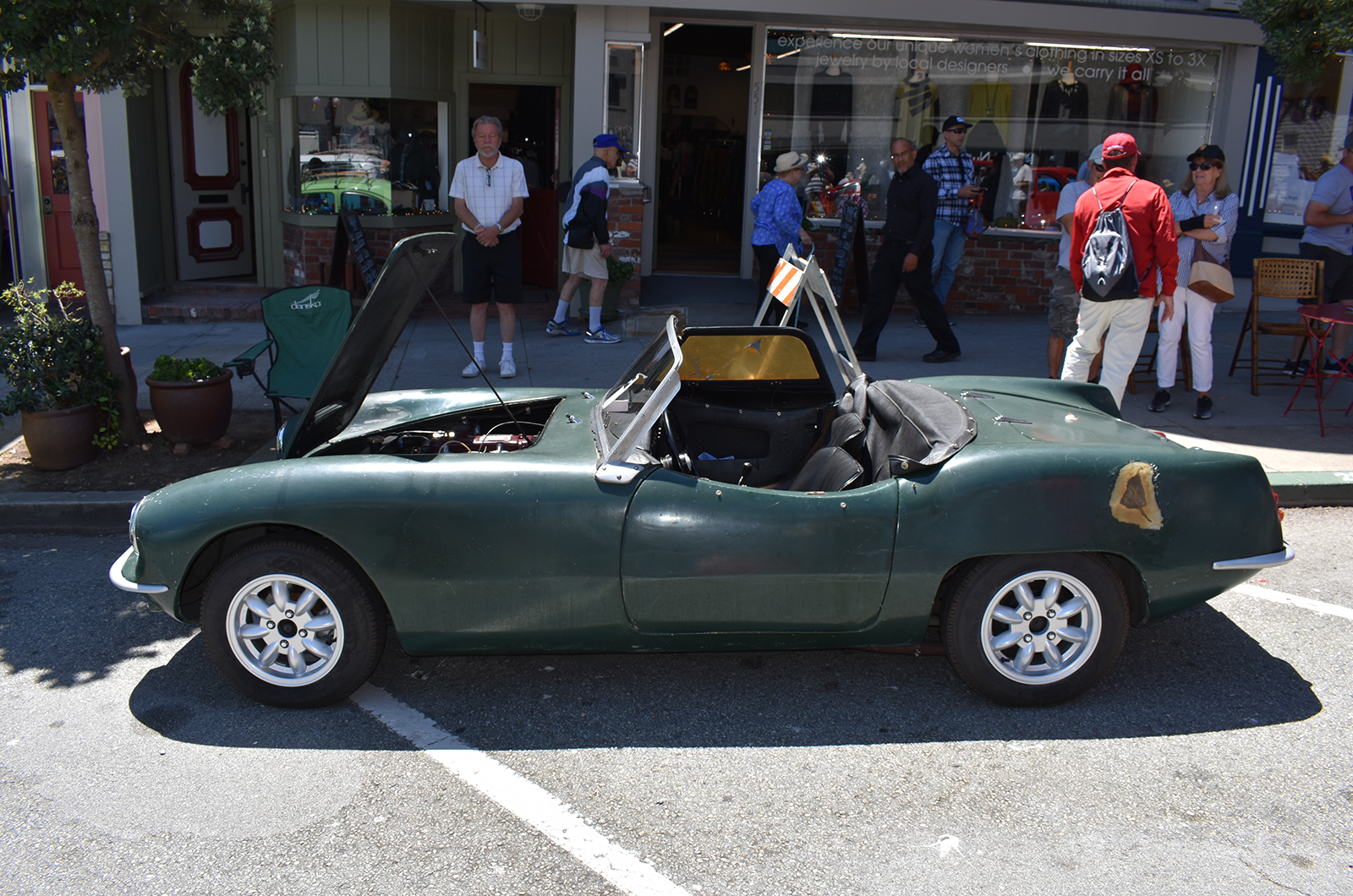 Classic & Sports Car – Little Car Show makes a big impact in Monterey