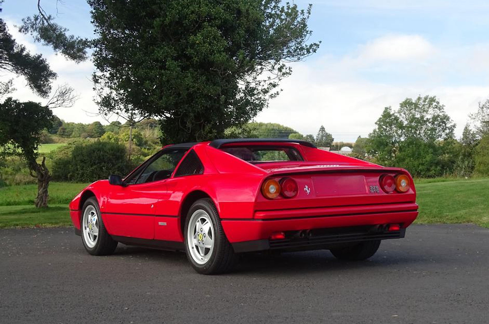 Classic & Sports Car – Timewarp Ferraris do exist – and they don’t have to cost millions