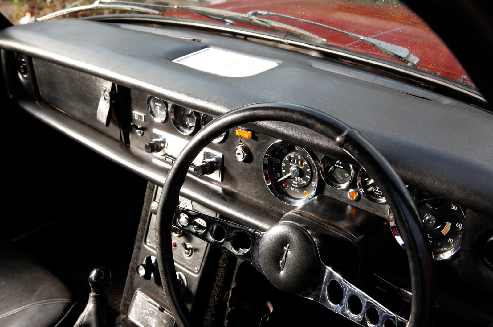 Classic & Sports Car – Buyer’s guide: Reliant Scimitar GTE
