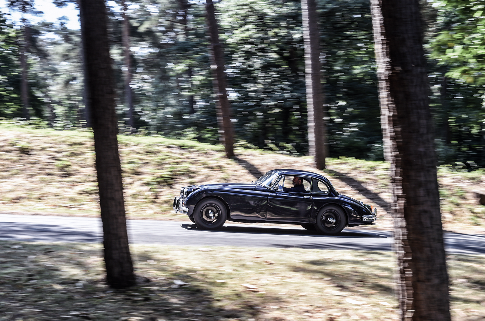 Classic & Sports Car – Jaguar XK150: the Big Cat that came home