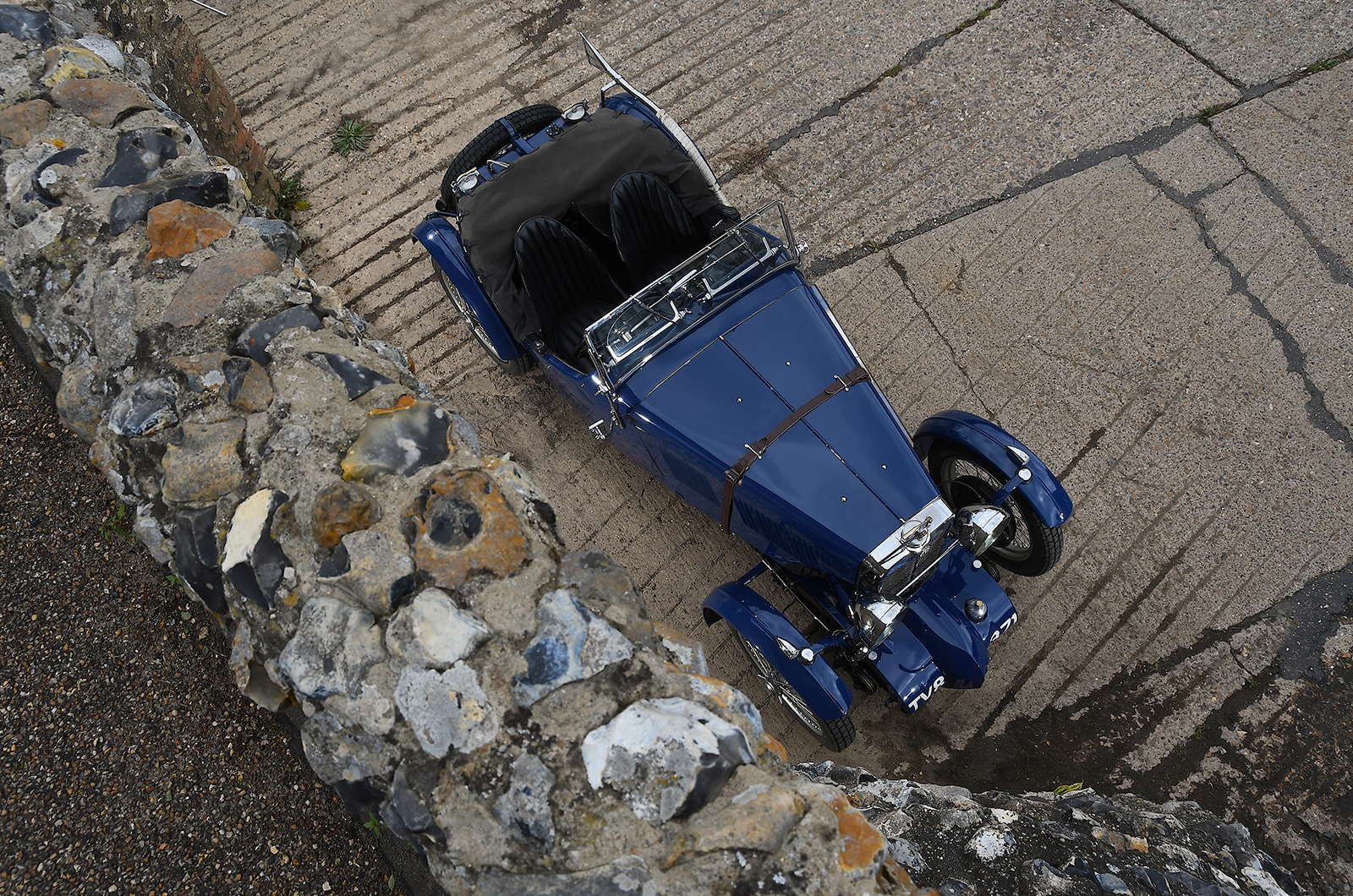 Classic & Sports Car – MG J4: Abingdon’s giant killer