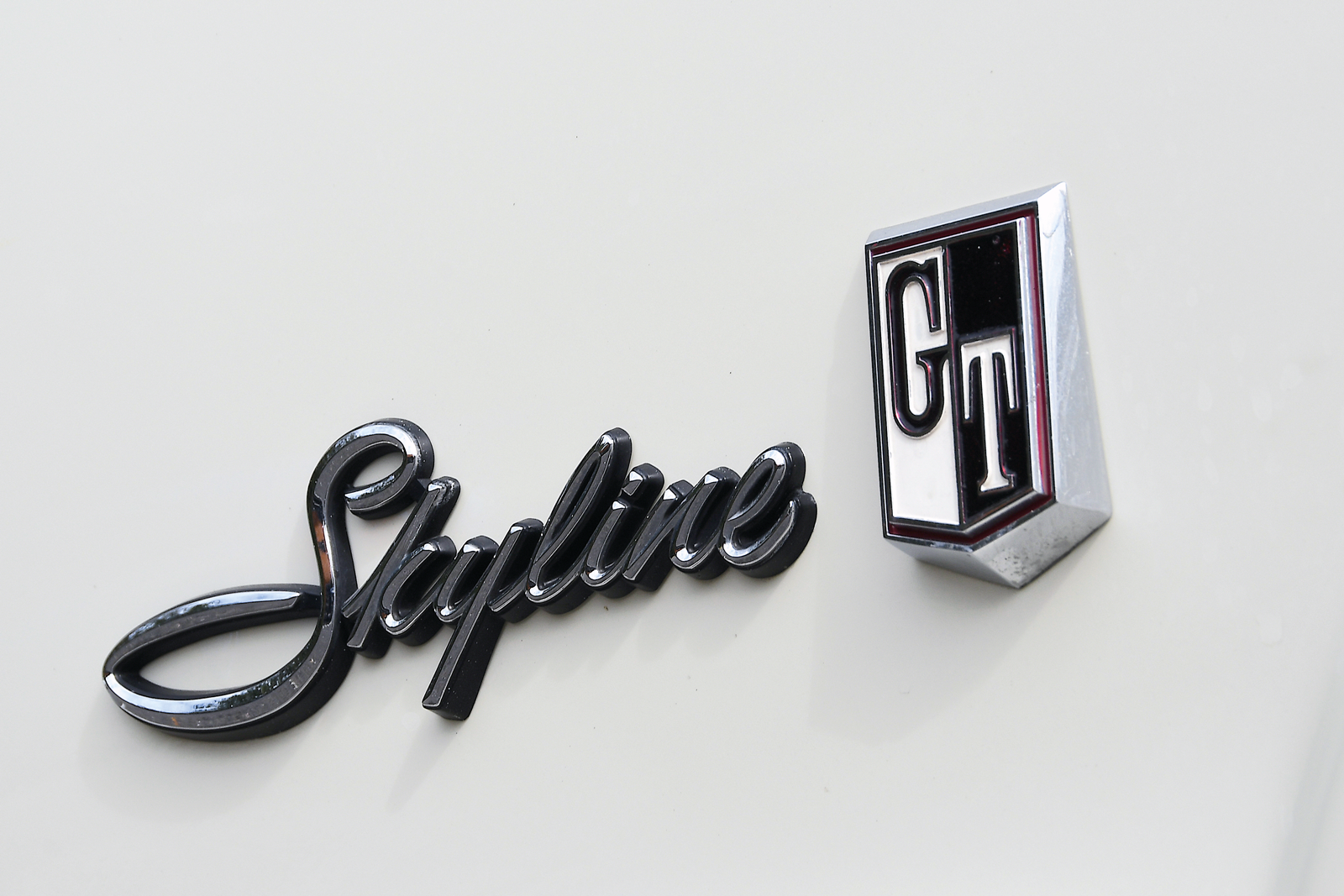 Classic & Sports Car – Pacific reunion: Nissan Skyline GT-R vs Pontiac Tempest Le Mans GTO
