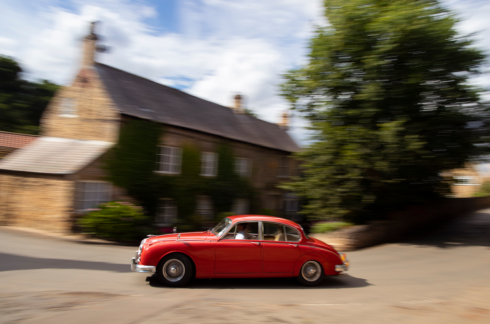 Classic & Sports Car – Want to get out in your classic? Check out this new tour