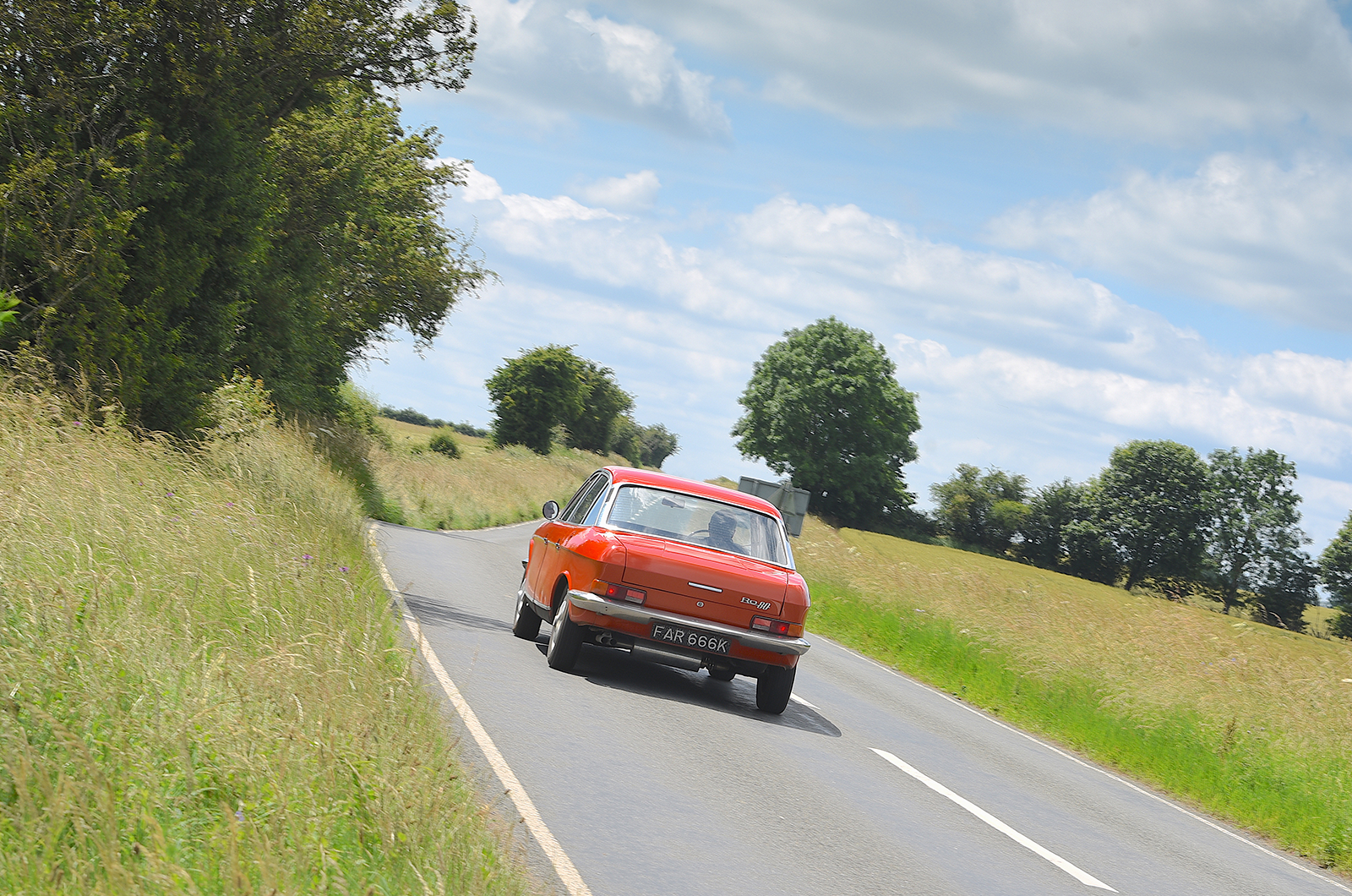 Classic & Sports Car – Dream drives: B4425, Burford