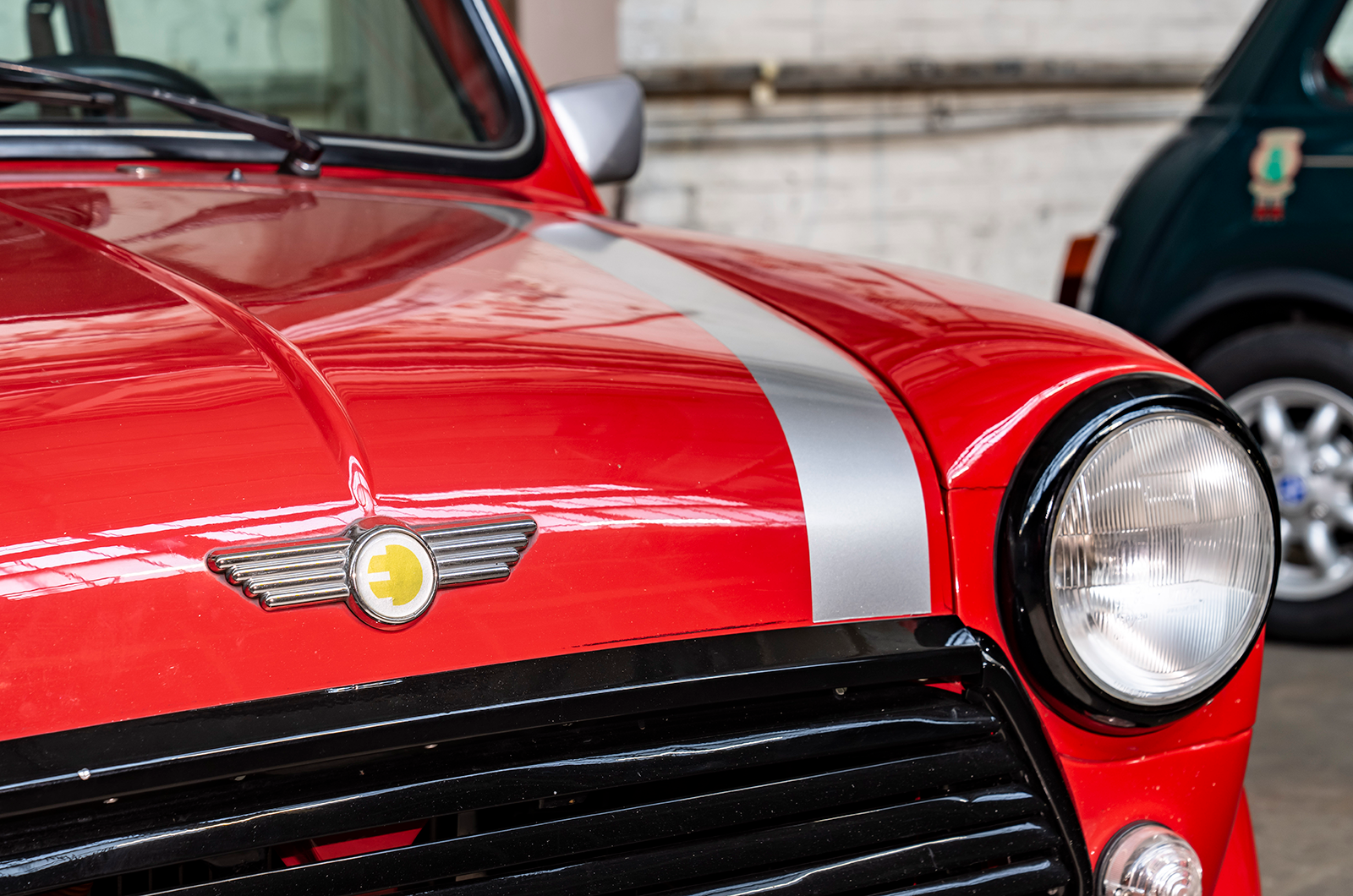 Classic & Sports Car – Mini electrifies its classics