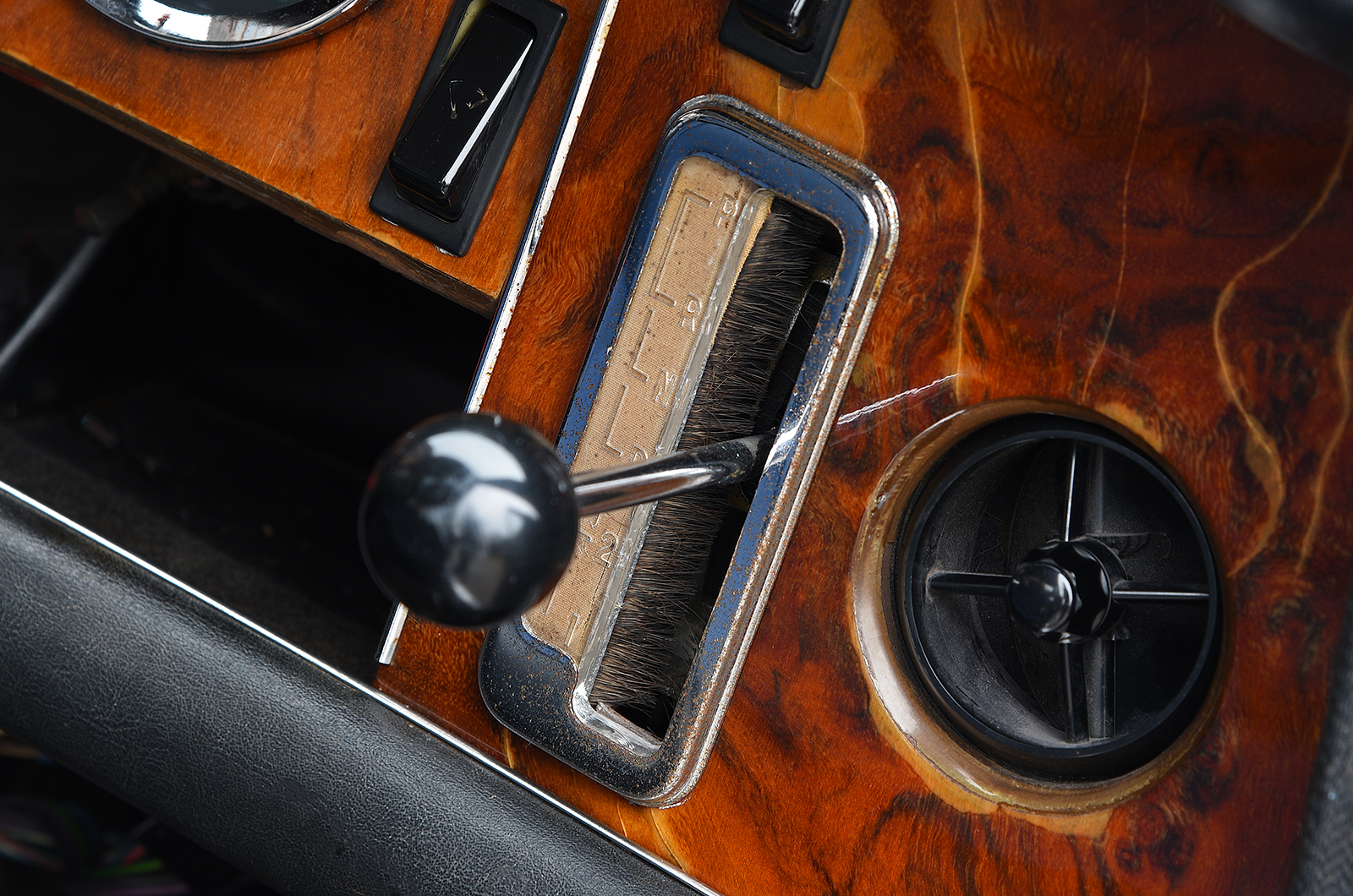 Classic & Sports Car - Austin 3 Litre vs Wolseley Six: affordable luxury