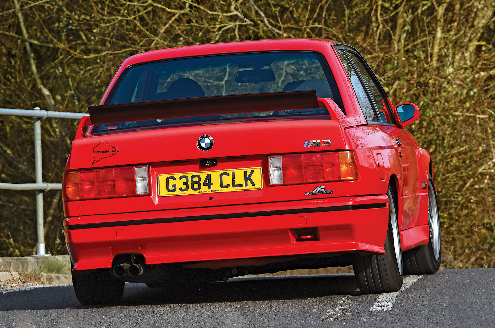 Classic & Sports Car - BMW M3s: maximum attack