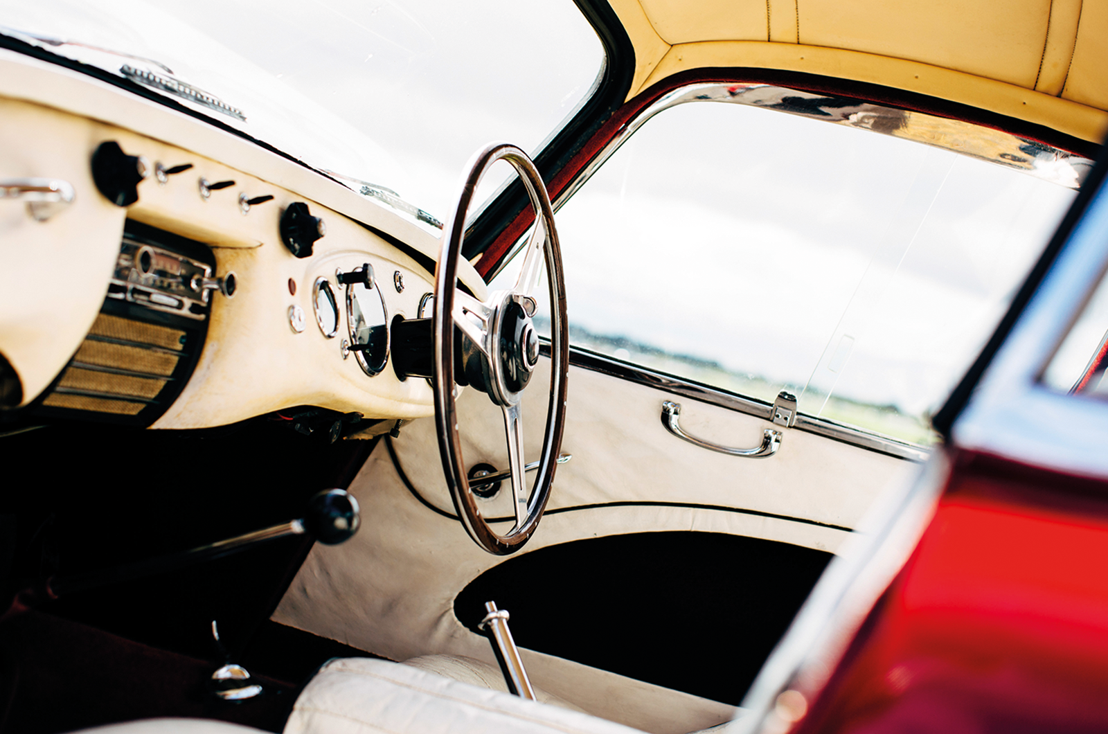 Classic & Sports Car – Austin-Healey 100S coupé: the boss’ choice