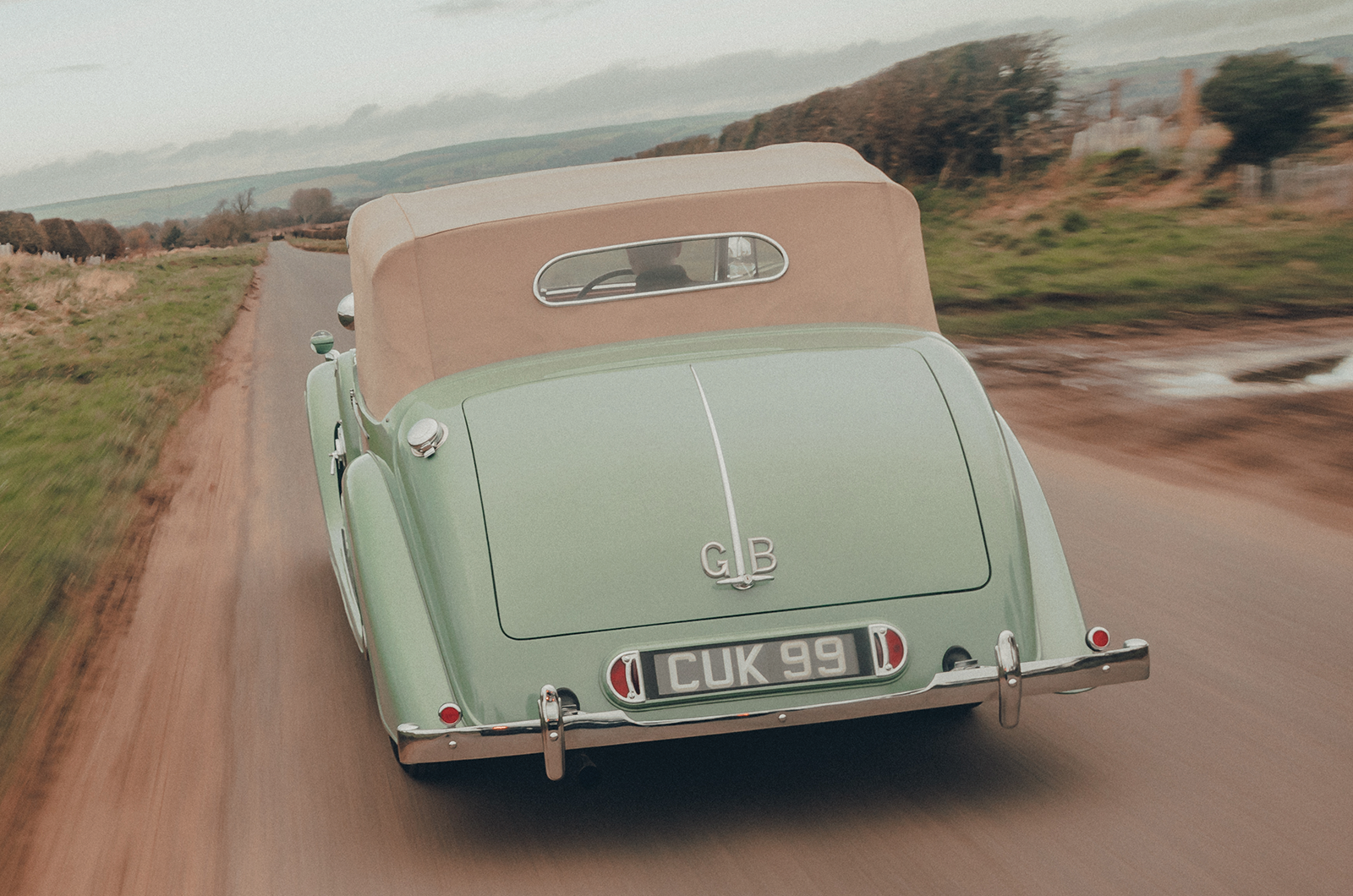 Classic & Sports Car – Bentley 4¼-litre Vanden Plas: national velvet