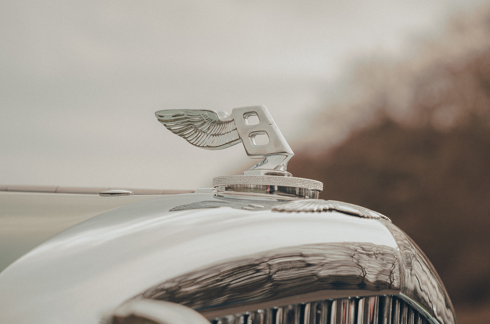 Classic & Sports Car – Bentley 4¼-litre Vanden Plas: national velvet