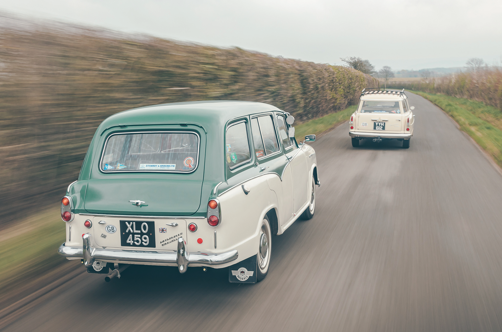 Classic & Sports Car – Morris Oxford Traveller vs Borgward Isabella Combi: practically perfect?