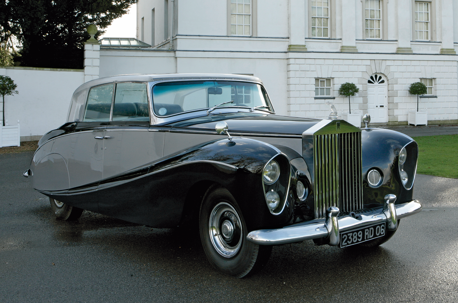 Classic & Sports Car – Austin FX4 Brougham Sedanca: a millionaire’s London taxi