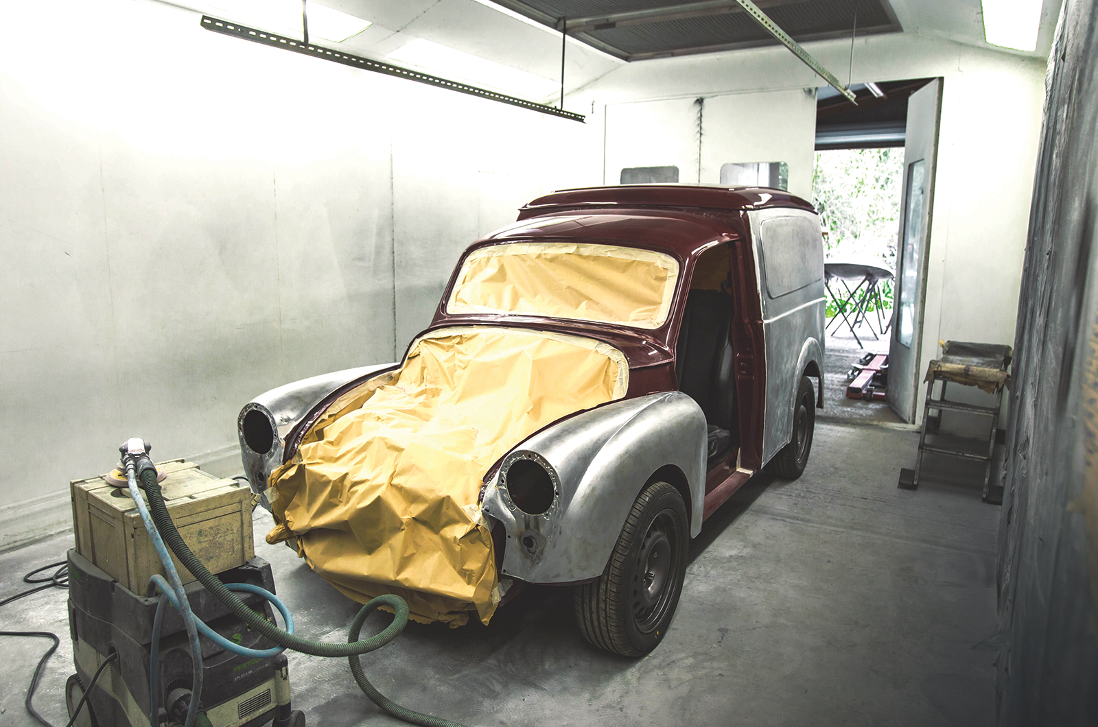 Classic & Sports Car – The specialist: JLH Minor Restoration