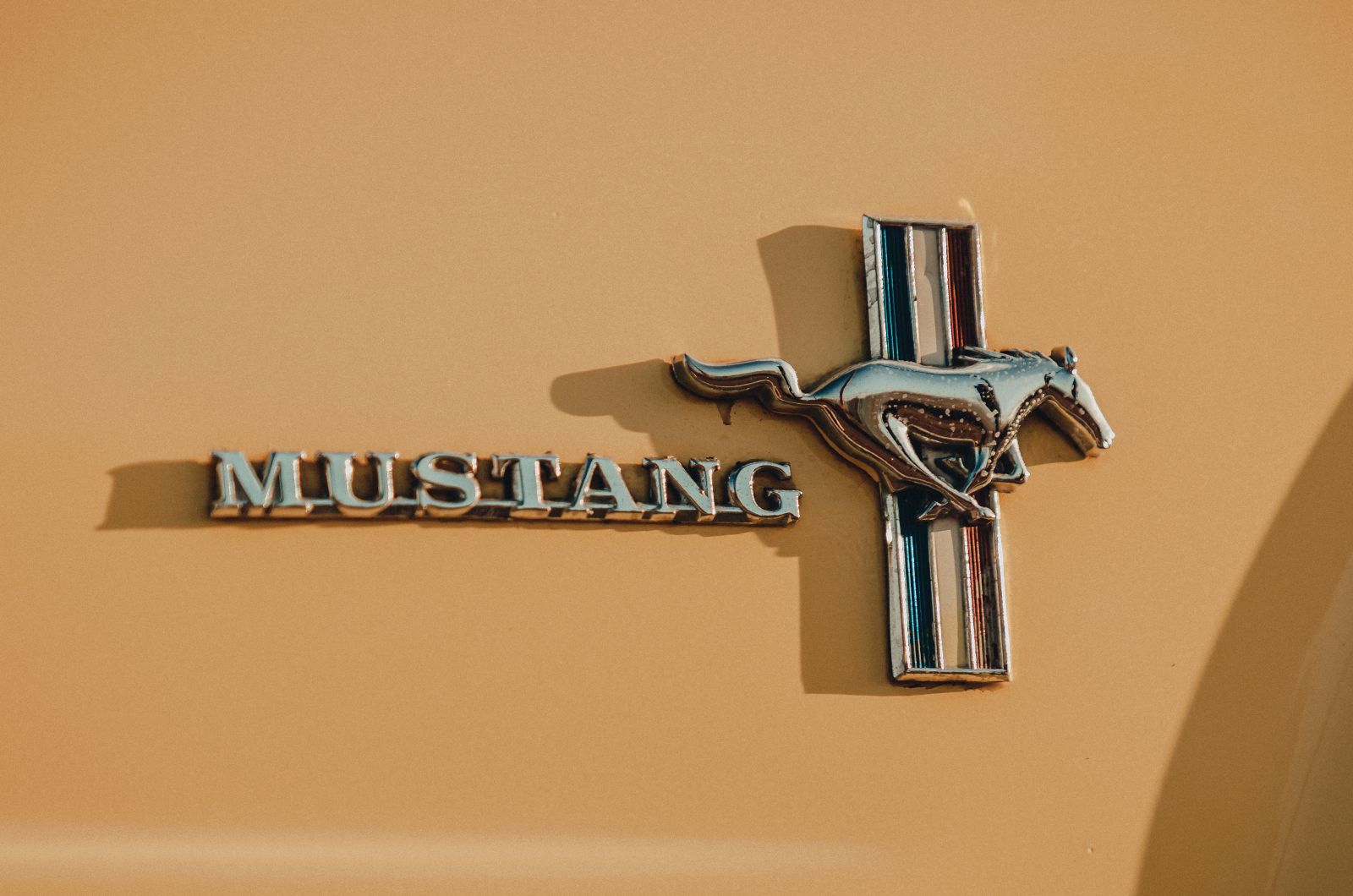 Classic & Sports Car – Ford Mustang at 60: Route 66 in the original pony car