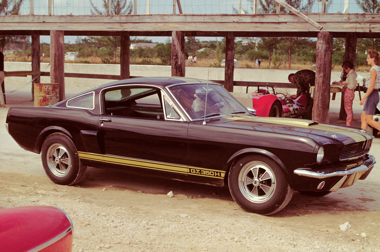 Classic & Sports Car – Ford Mustang at 60: Route 66 in the original pony car