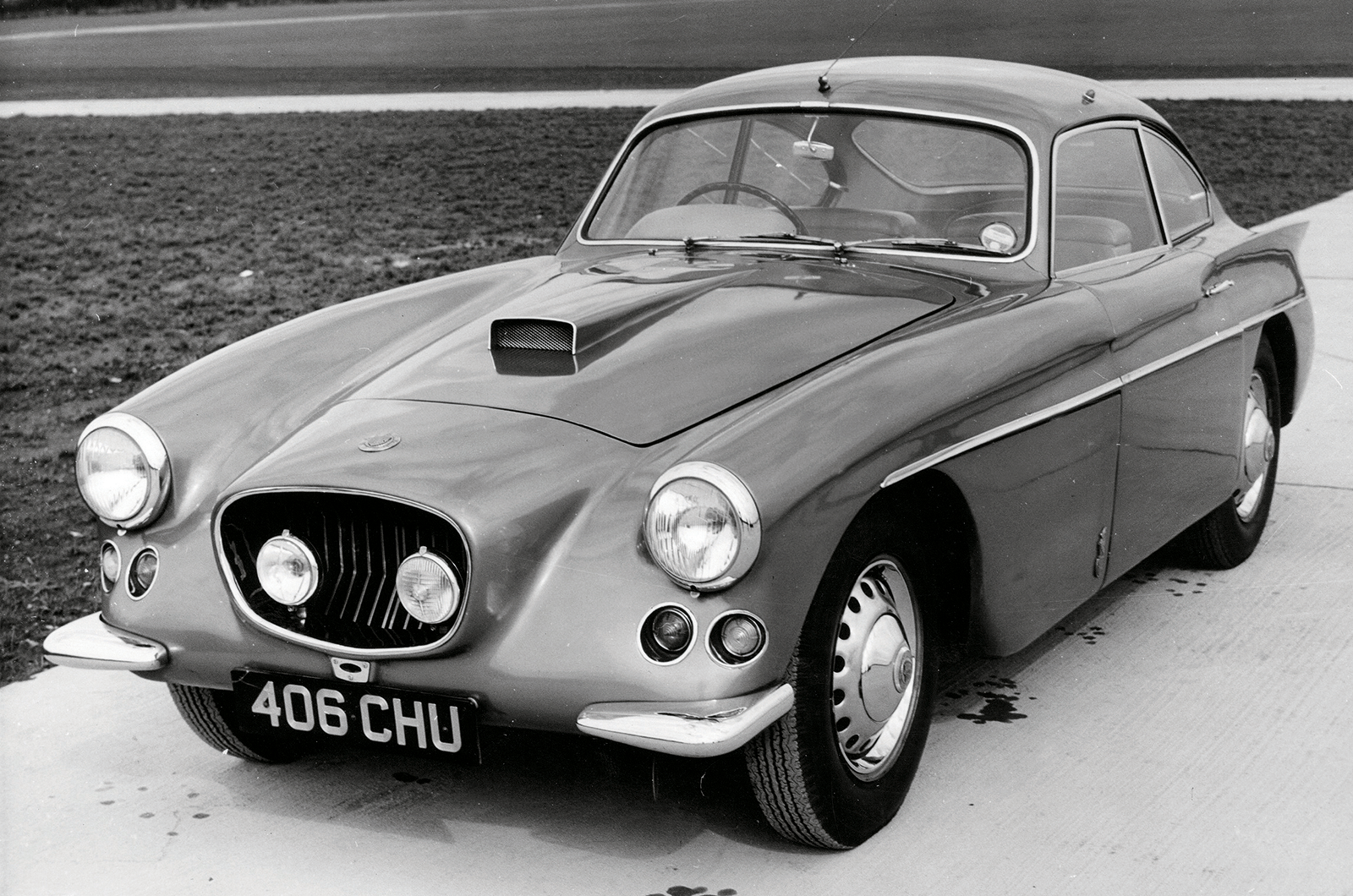 Classic & Sports Car – Bristol 406S: last roll of the straight-six dice