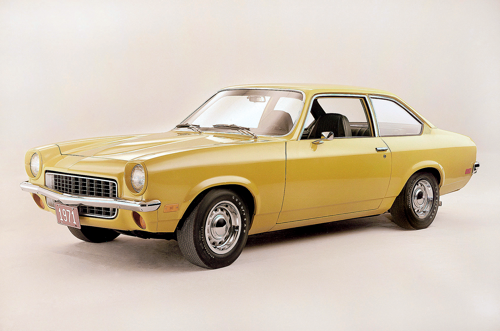 Classic & Sports Car – Ford Pinto vs AMC Gremlin and Pacer: daring to be diminutive