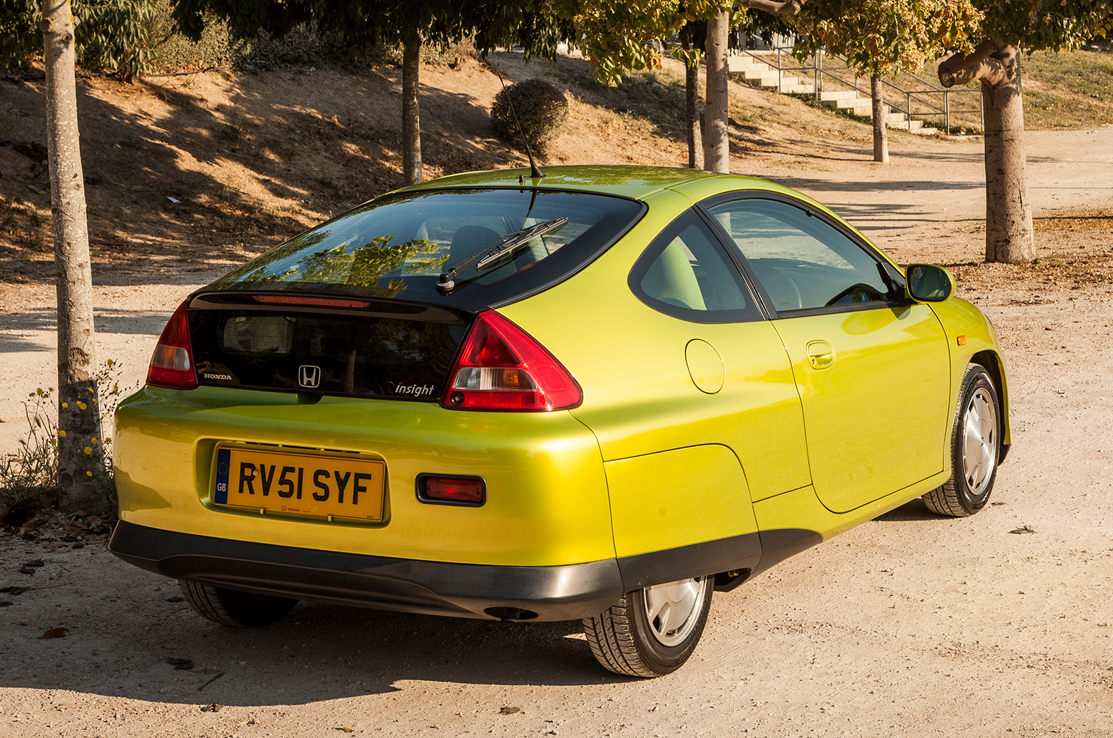 Classic & Sports Car – Honda Insight: millennial marvel