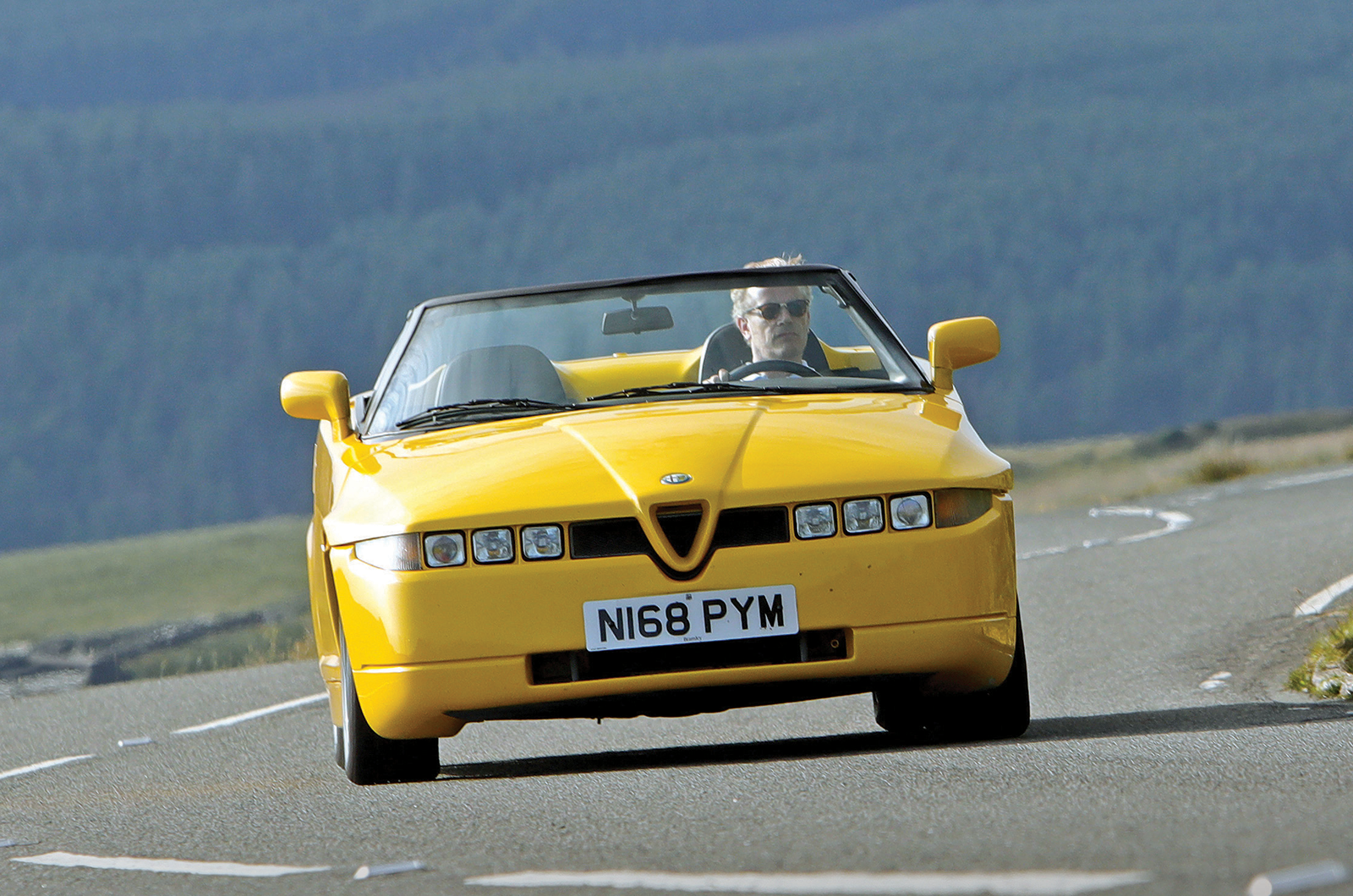 Classic & Sports Car – Alfa Romeo RZ: playing all the angles