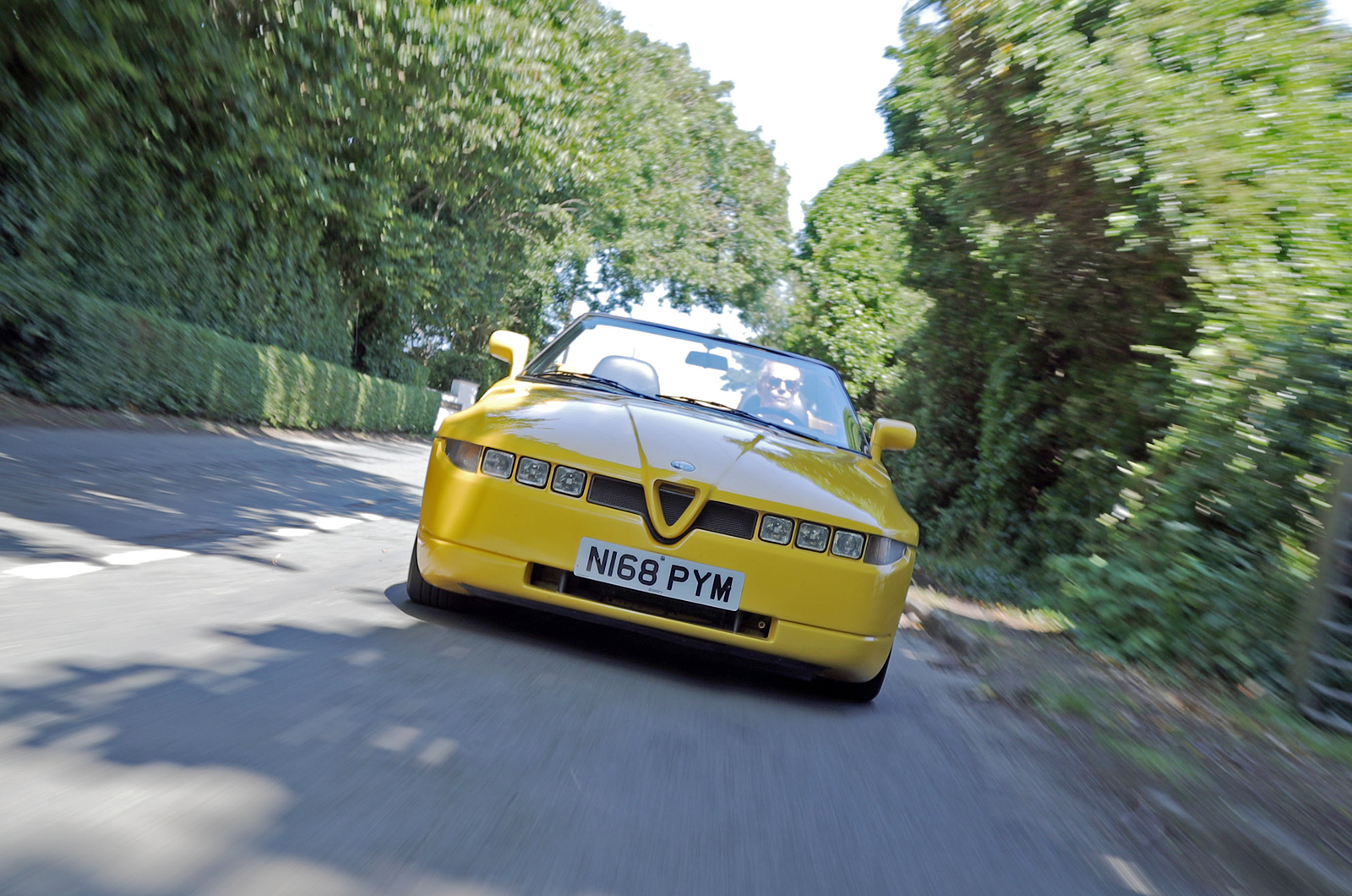 Classic & Sports Car – Alfa Romeo RZ: playing all the angles