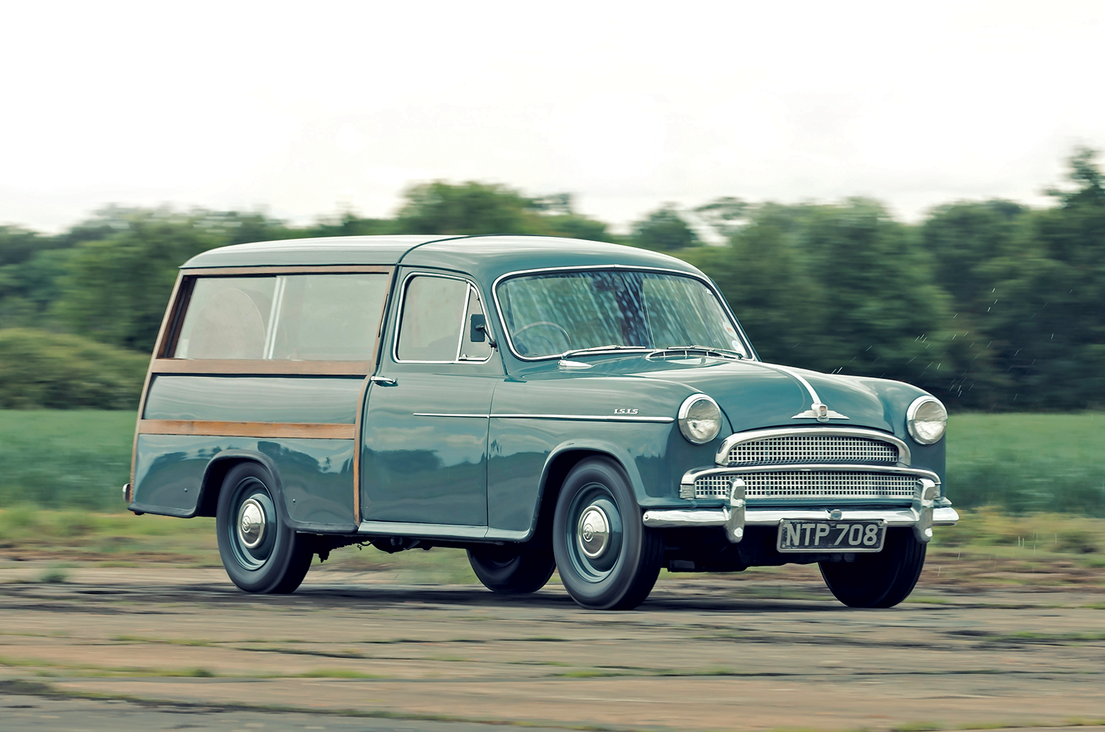 Classic & Sports Car – Citroën vs Morris vs Fiat vs Saab vs Buick: people-carrier pioneers