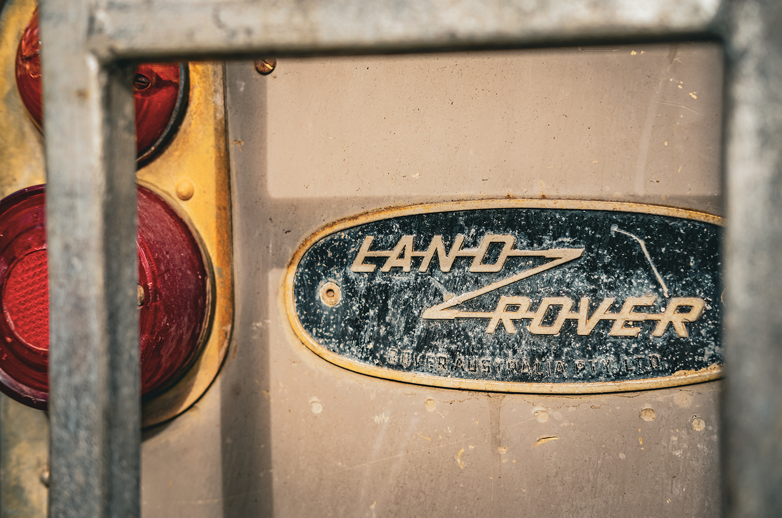 Classic & Sports Car – The Land-Rover that lapped Australia four times