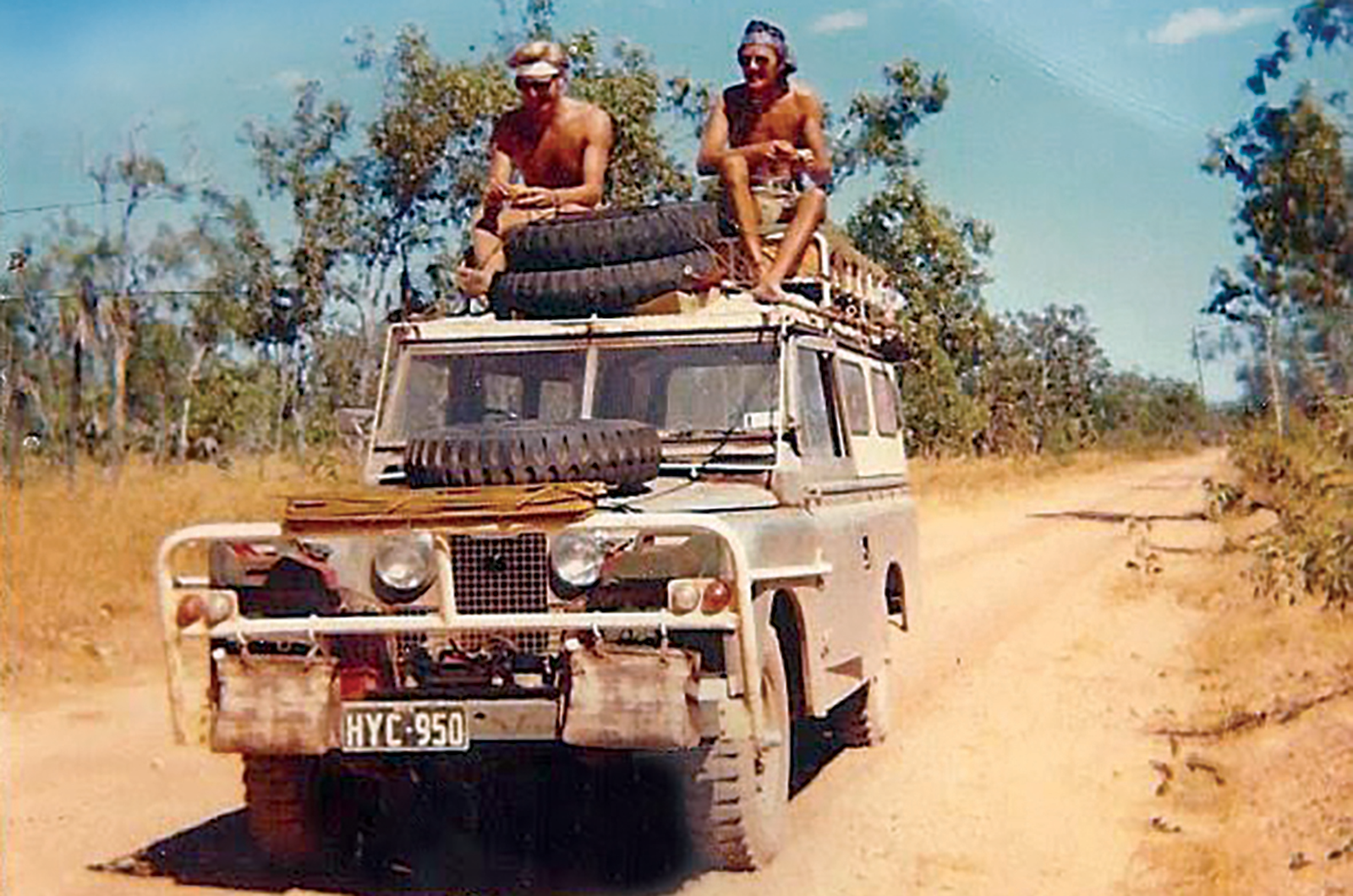 Classic & Sports Car – The Land-Rover that lapped Australia four times