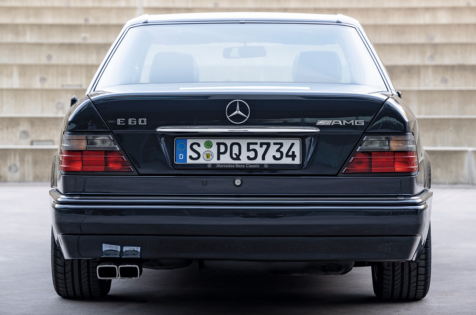 Classic & Sports Car – Mercedes-Benz E60 AMG: devil in disguise