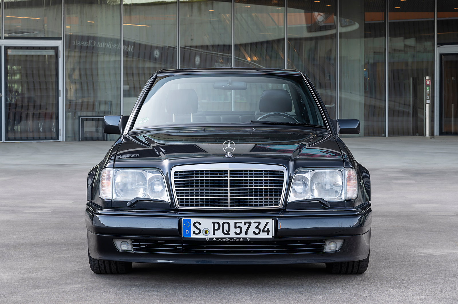 Classic & Sports Car – Mercedes-Benz E60 AMG: devil in disguise