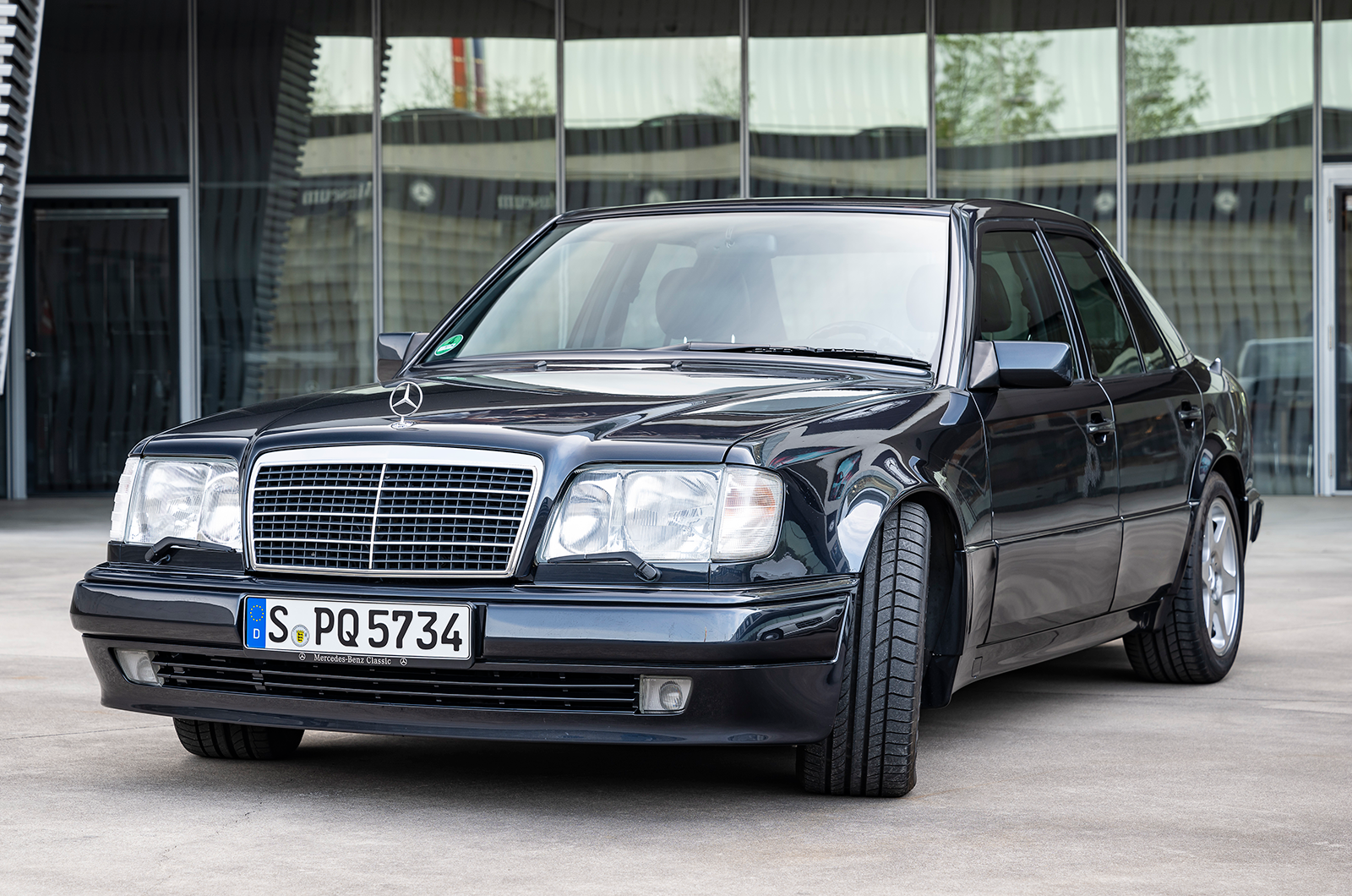 Classic & Sports Car – Mercedes-Benz E60 AMG: devil in disguise