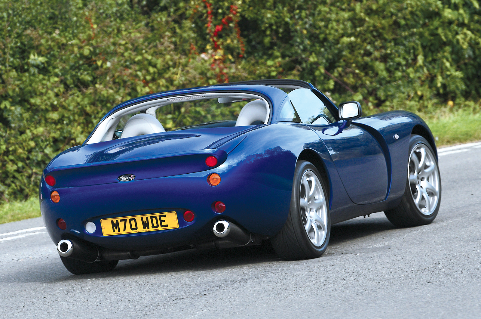 Classic & Sports Car – Porsche 911 vs Noble M12 vs TVR Tuscan: three-way split