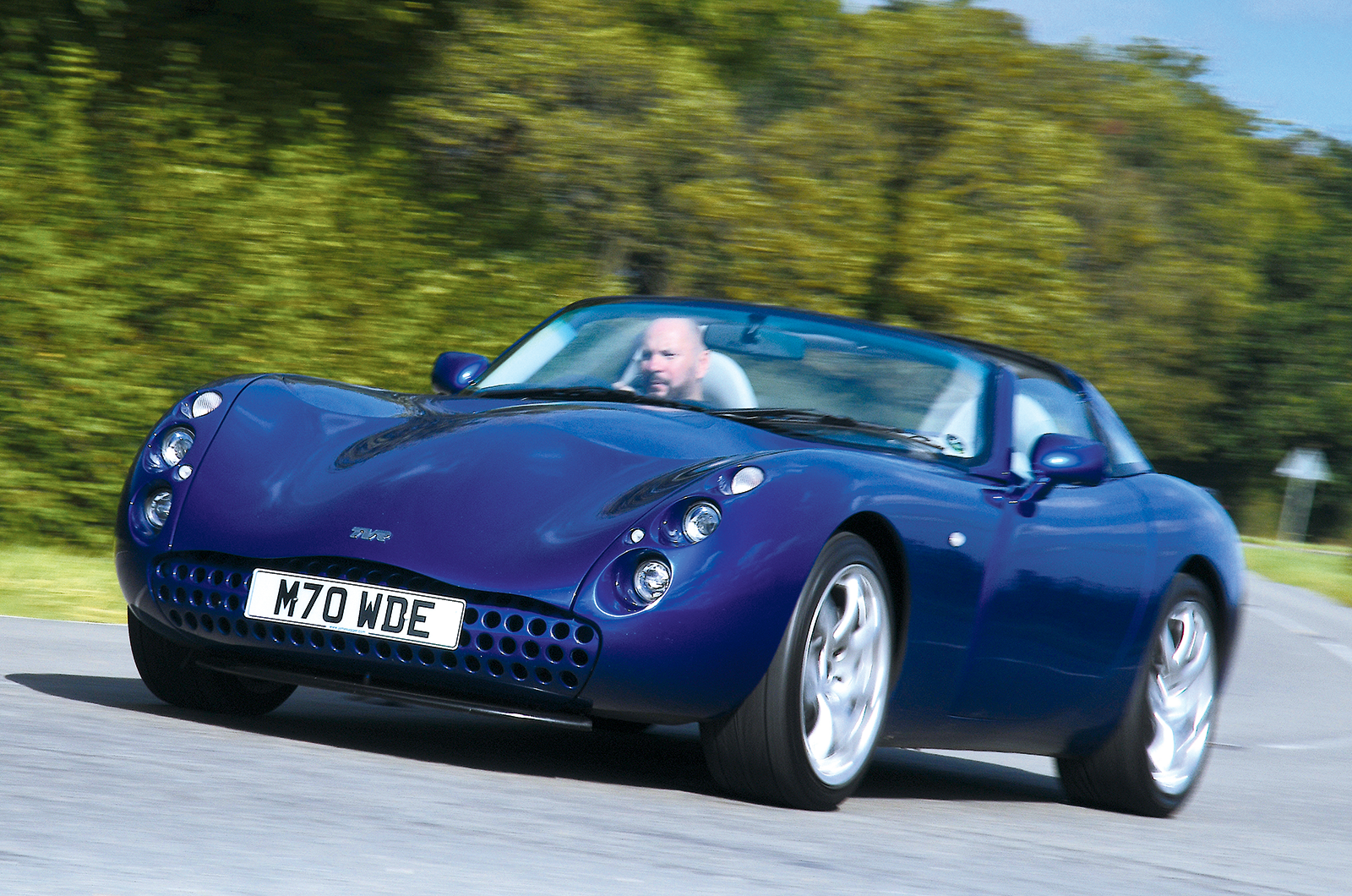 Classic & Sports Car – Porsche 911 vs Noble M12 vs TVR Tuscan: three-way split