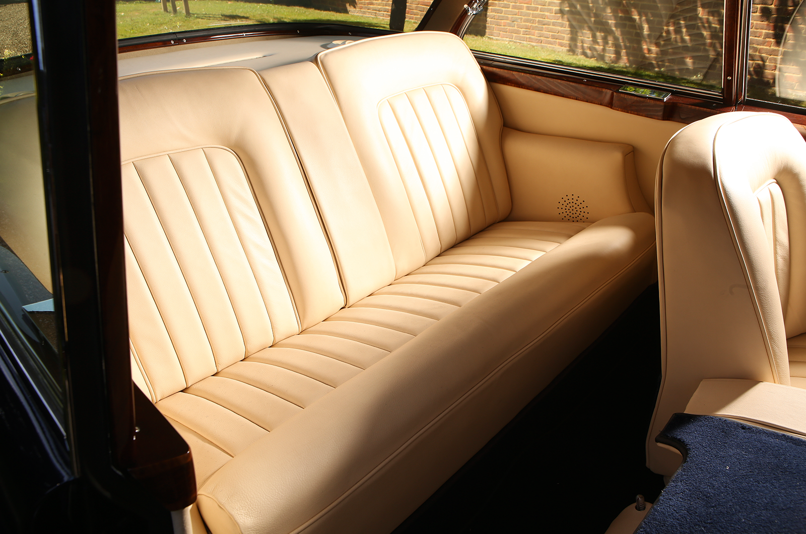 Classic & Sports Car – Bentley S2 Continental restoration: a class of its own