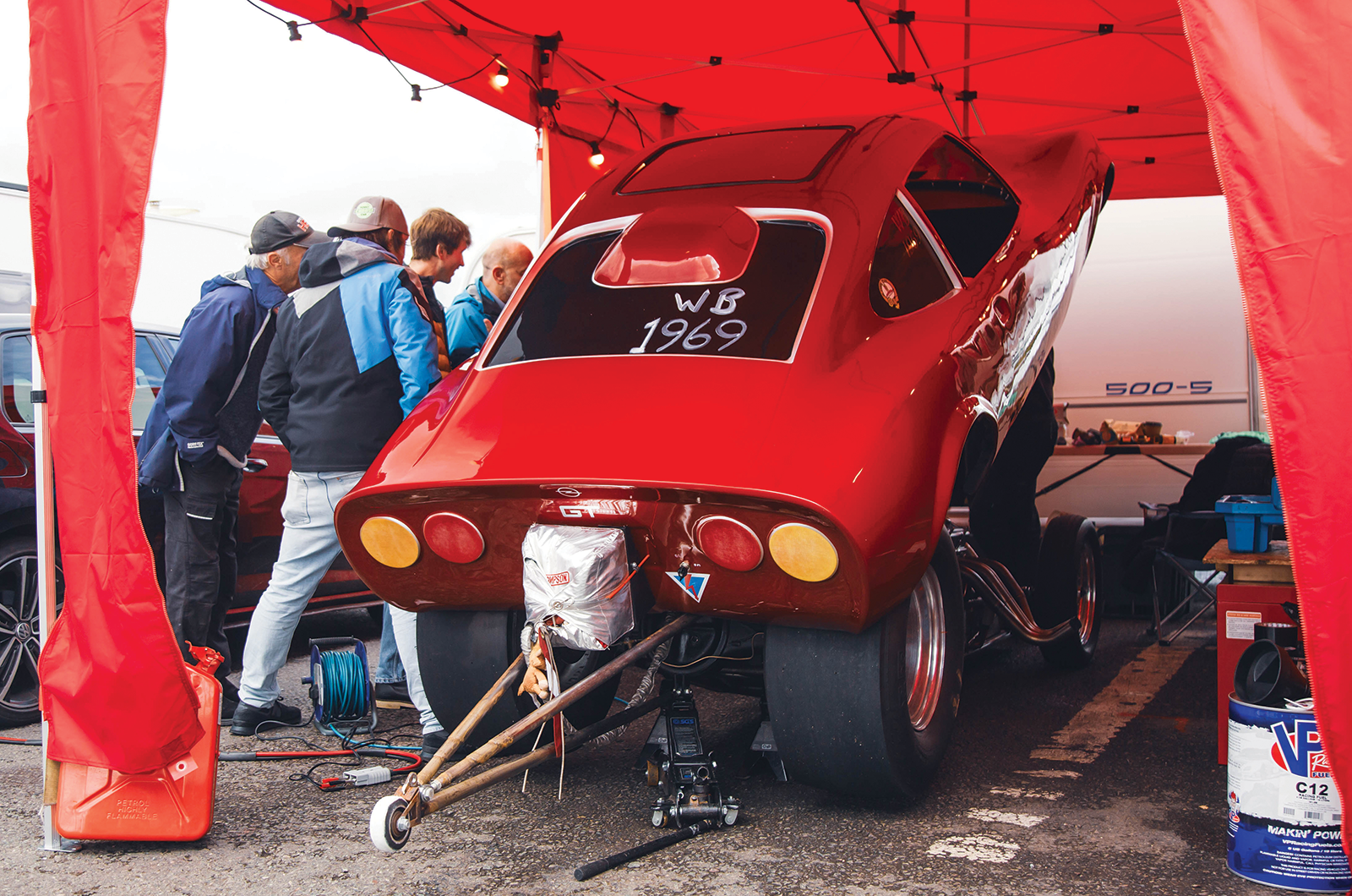 Classic & Sports Car – Dragstalgia: meeting the stars of the strip at Santa Pod