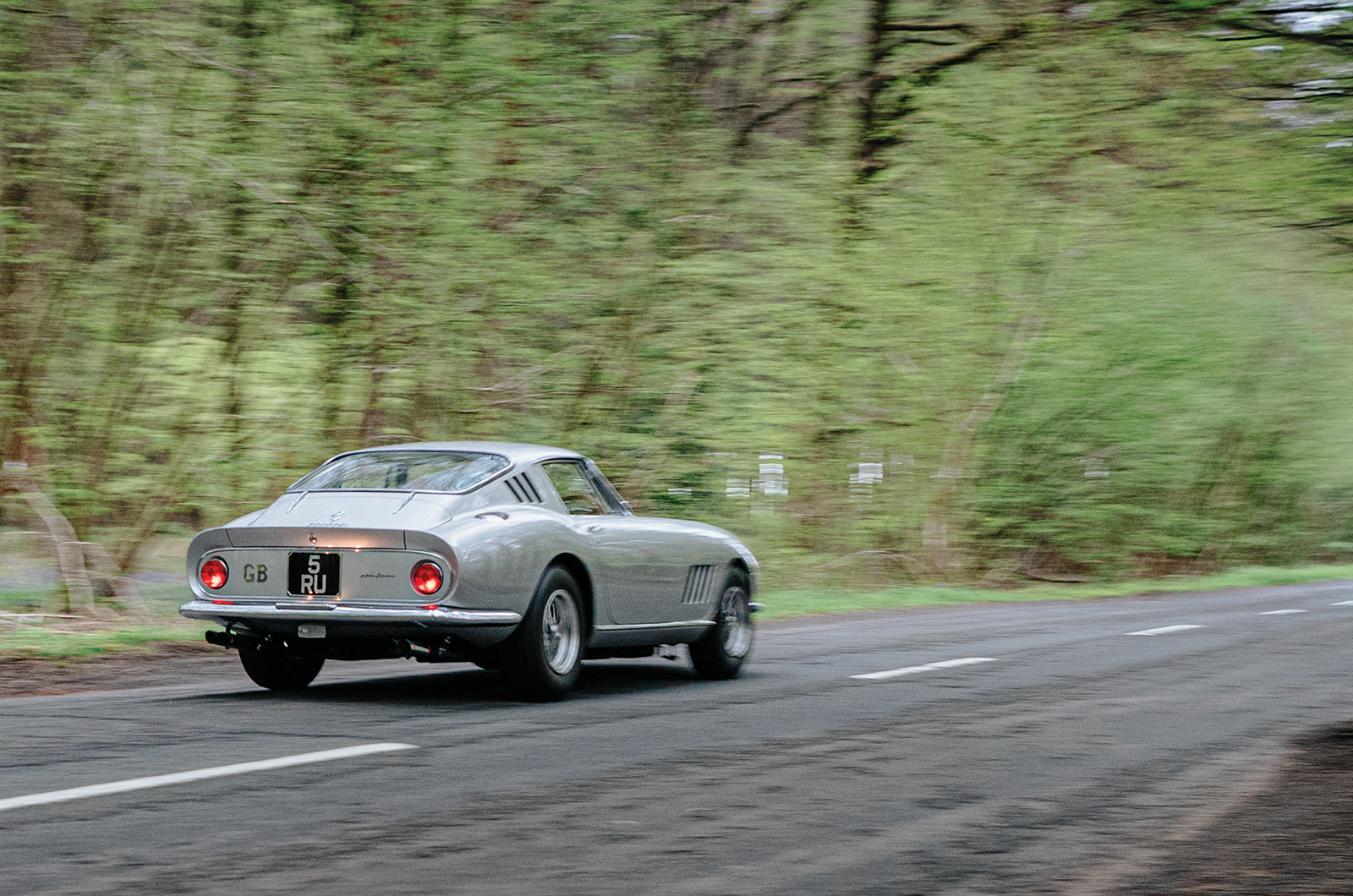 Classic & Sports Car – Ferrari 275GTB, GTB/4 and GTS: live fast, die young