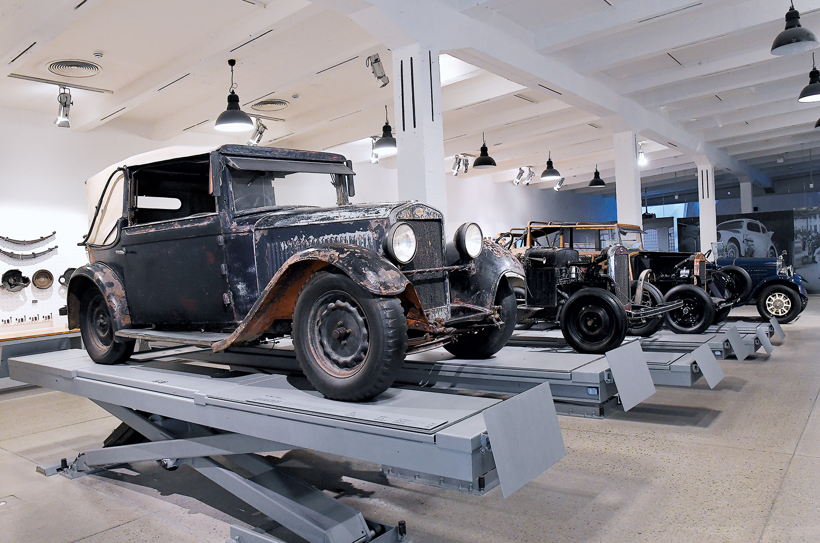 Classic & Sports Car – Classic shrine: Škoda Muzeum