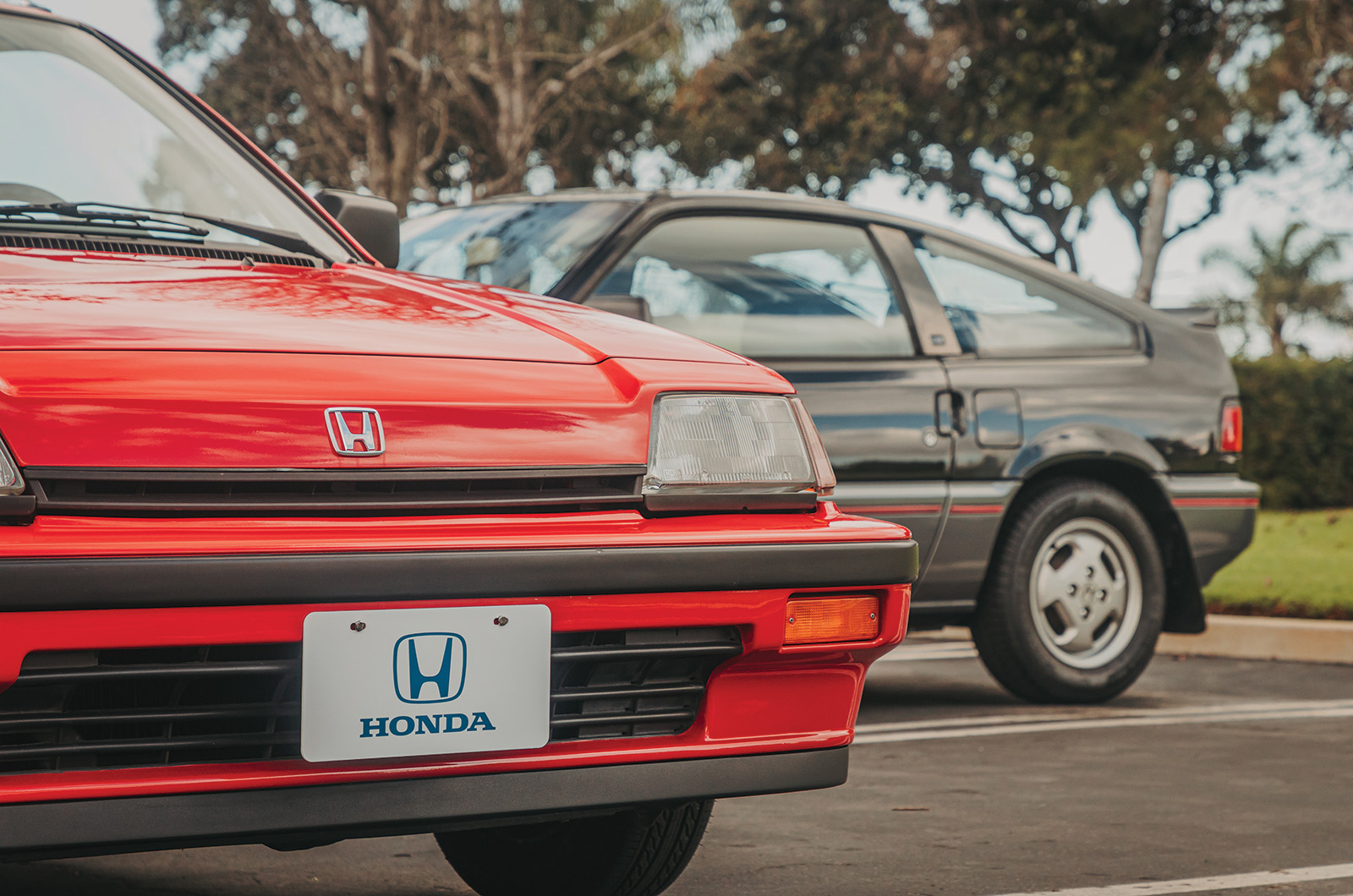 Classic & Sports Car – Honda CRX Si vs Civic Si: absolutely buzzing