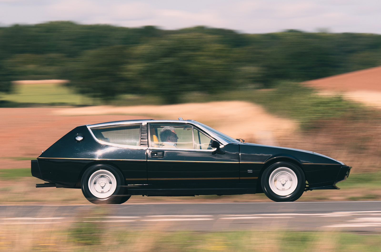 Classic & Sports Car – Lotus Elite: the sensible supercar