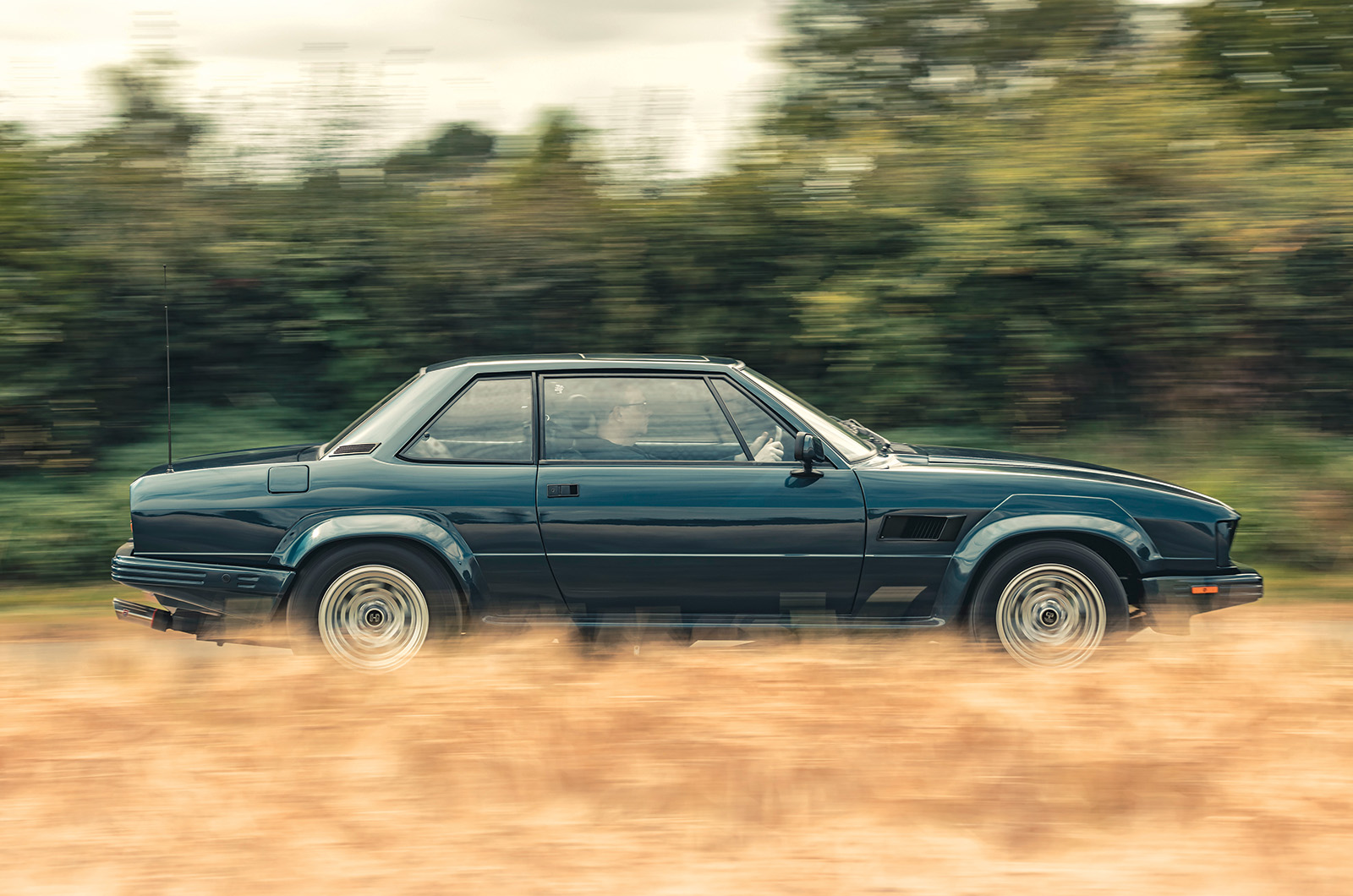 Classic & Sports Car – Maserati Kyalami vs De Tomaso Longchamp: the same, but different