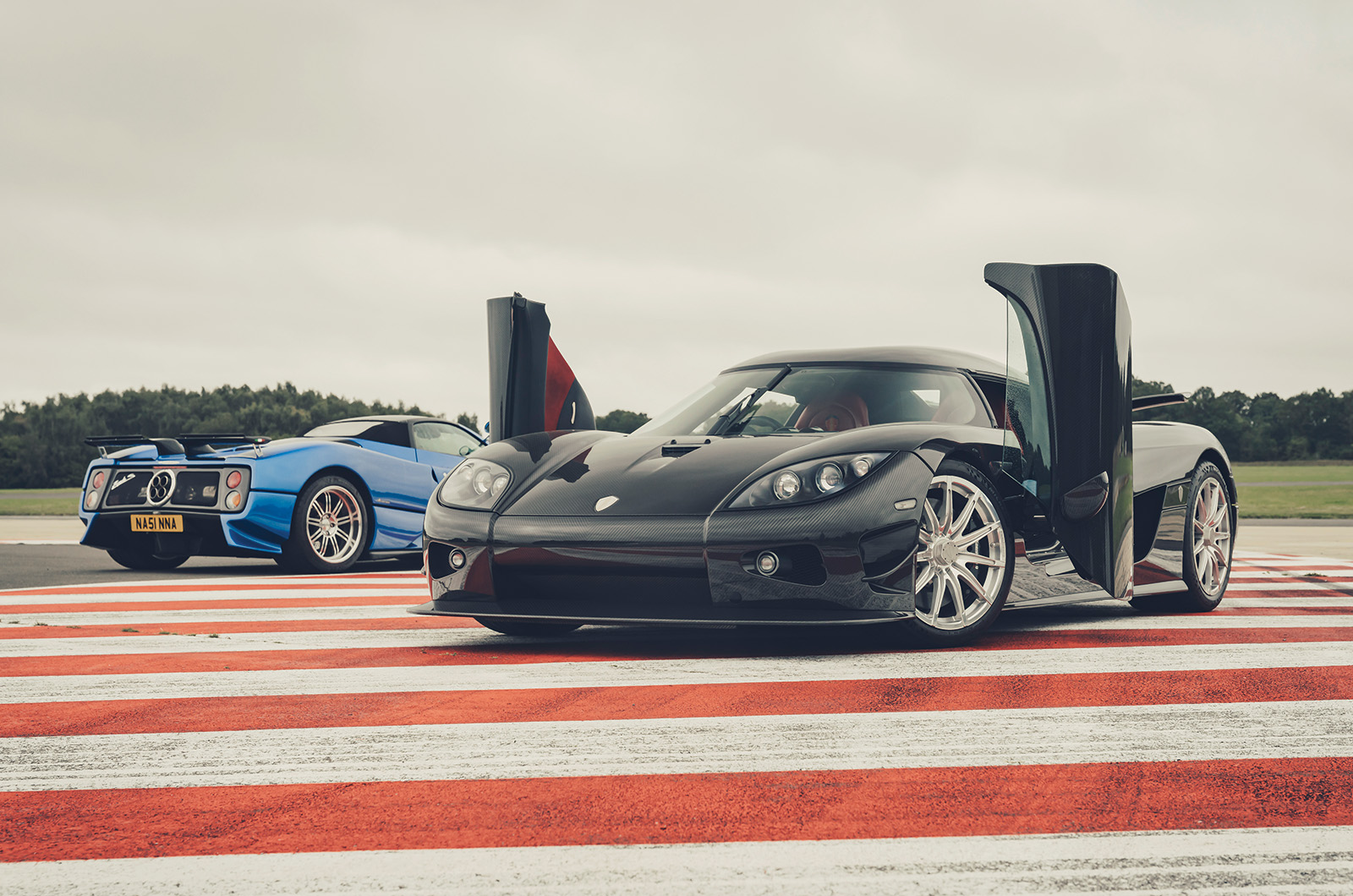 Classic & Sports Car – Pagani Zonda S vs Koenigsegg CCXR: the dawn of the hypercar