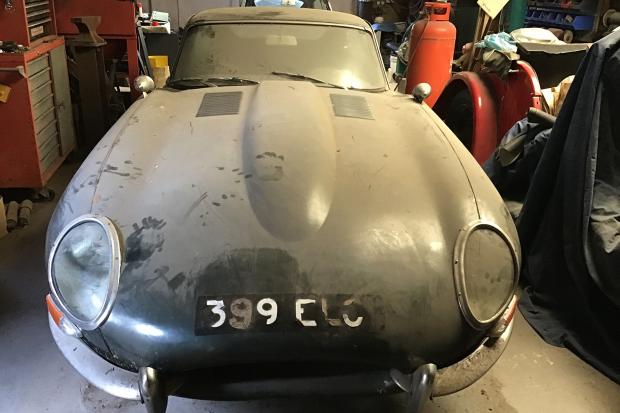 Classic & Sports Car – Another barn-find E-type?