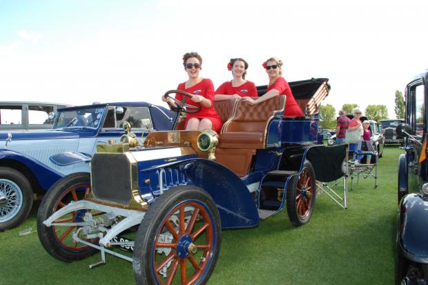 Classic & Sports Car – Tewkesbury Classic Vehicle Festival