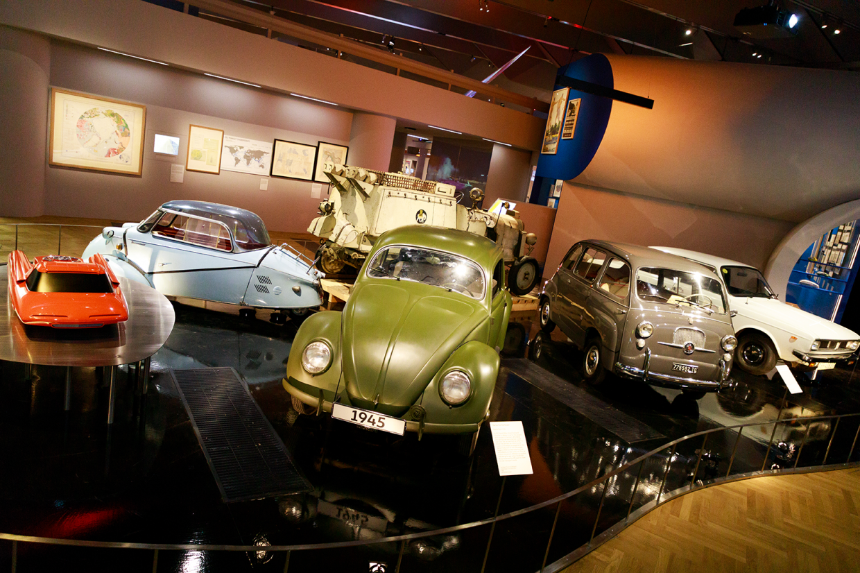 Classic & Sports Car – New automotive exhibition opens at the V&A